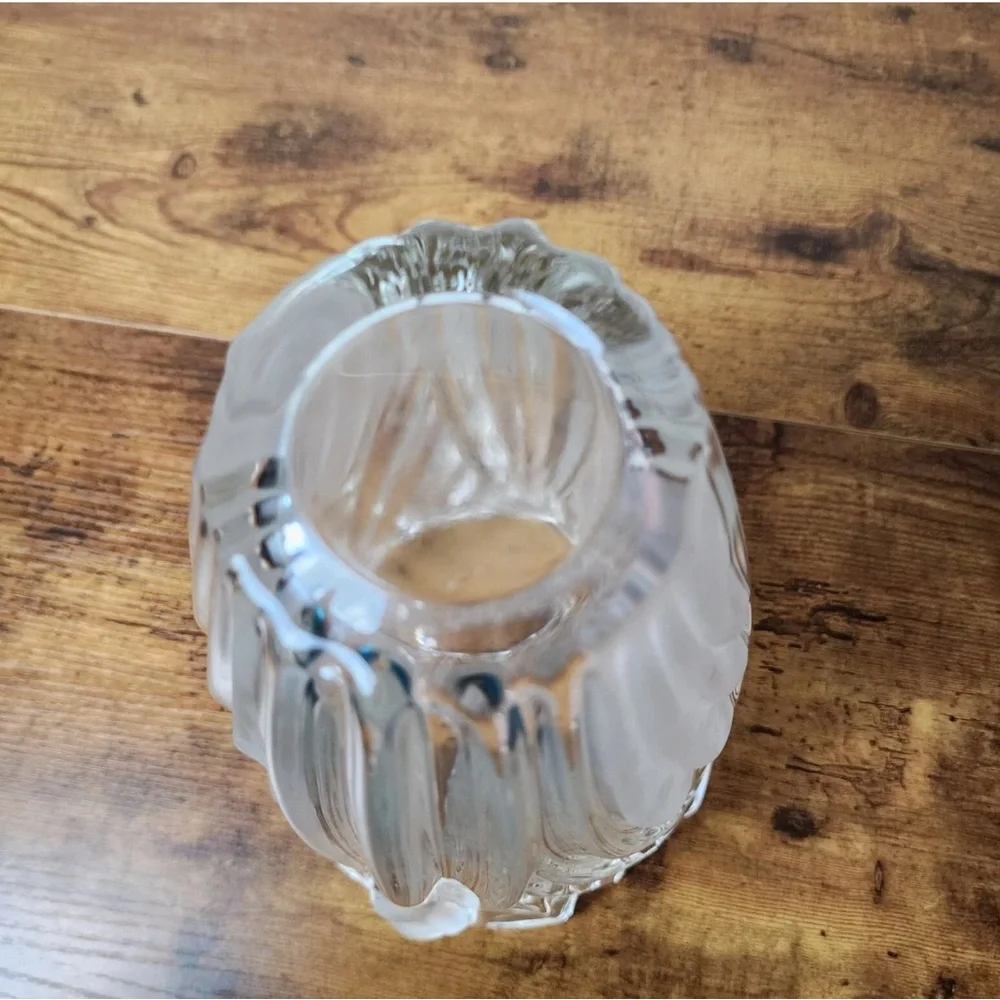 Mikasa Clear Glass Vase
